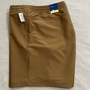 NWT Old Navy Men’s Stretch-Tech Shorts